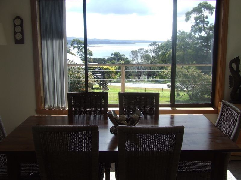 21 Coffey Drive, Binalong Bay TAS 7216