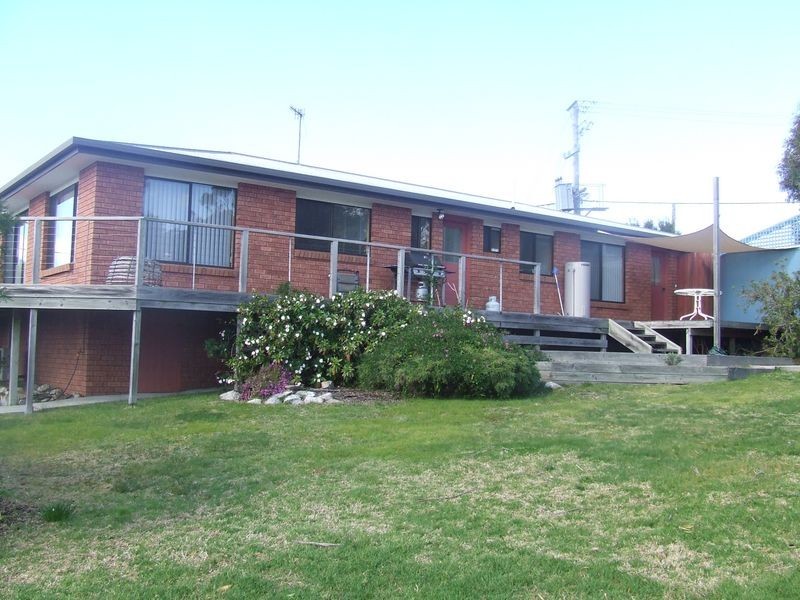 21 Coffey Drive, Binalong Bay TAS 7216