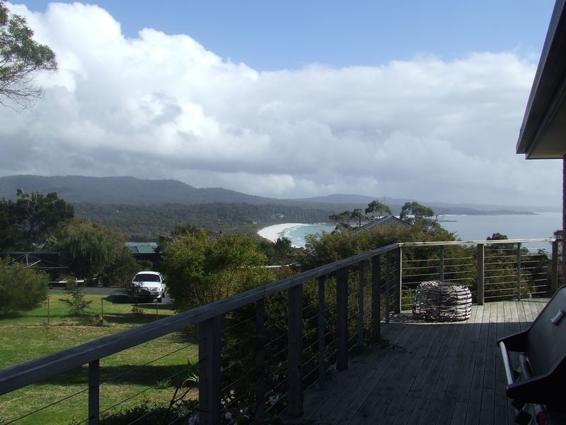 21 Coffey Drive, Binalong Bay TAS 7216