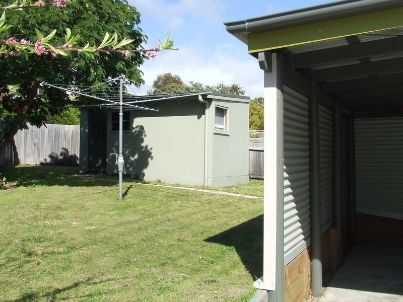 2 Highcrest Avenue, Binalong Bay TAS 7216