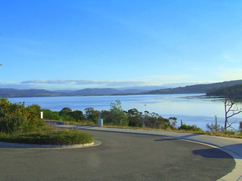 44 Kiama Parade, Akaroa TAS 7216