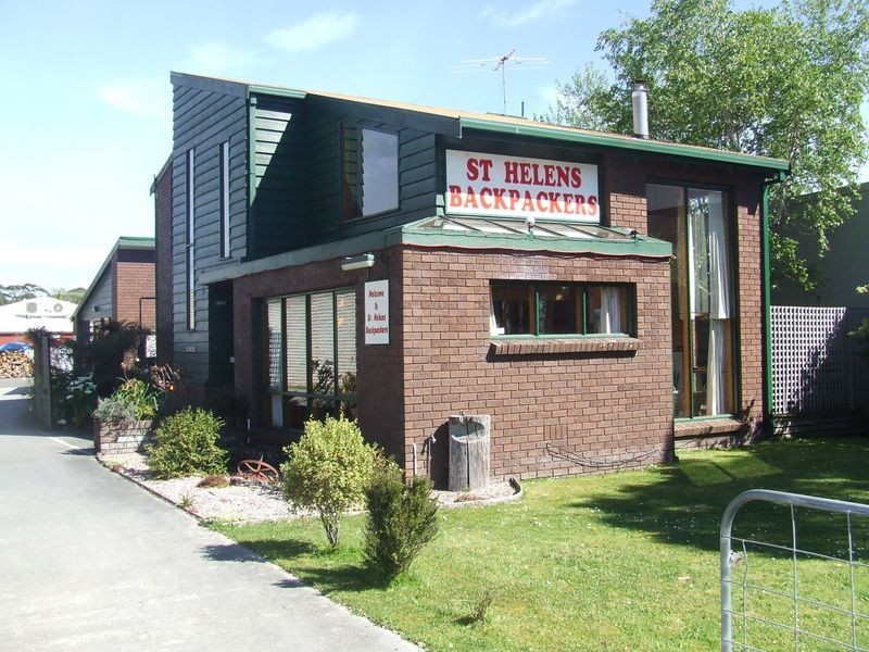 9 Cecilia Street, St Helens TAS 7216