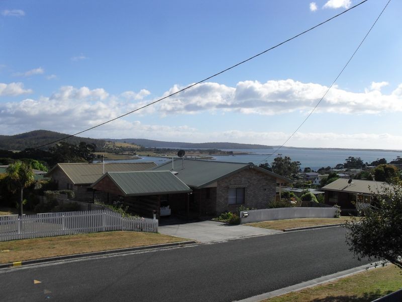 29 Erythos Grove, St Helens TAS 7216