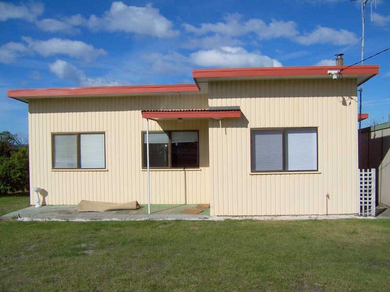 133 Scamander Avenue, Scamander TAS 7215