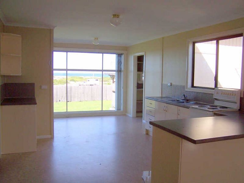 133 Scamander Avenue, Scamander TAS 7215