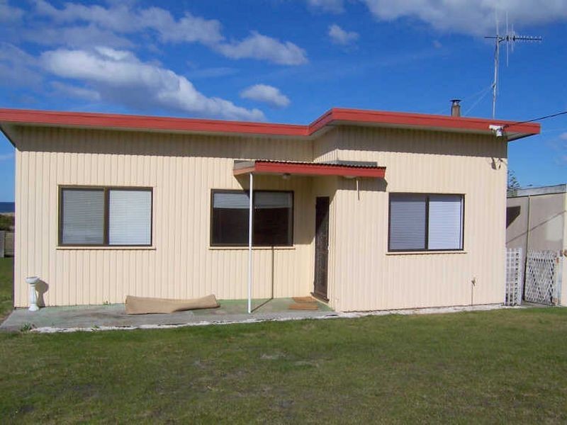 133 Scamander Avenue, Scamander TAS 7215