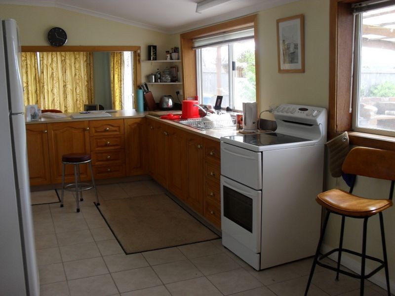 22 Meda Cove Esplanade, St Helens TAS 7216