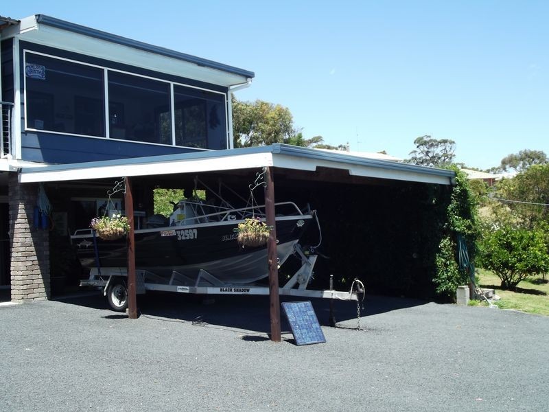 16 Beven Heights, Binalong Bay TAS 7216