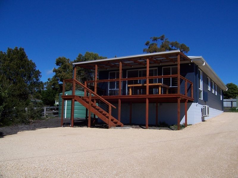 5 Andrews Court, Binalong Bay TAS 7216
