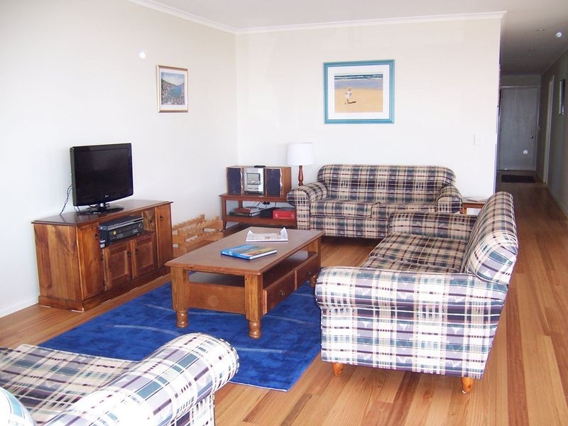 5 Andrews Court, Binalong Bay TAS 7216