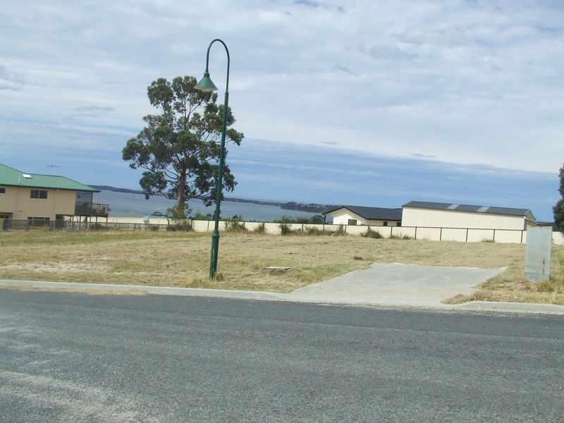 13 Cobrooga Drive, St Helens TAS 7216