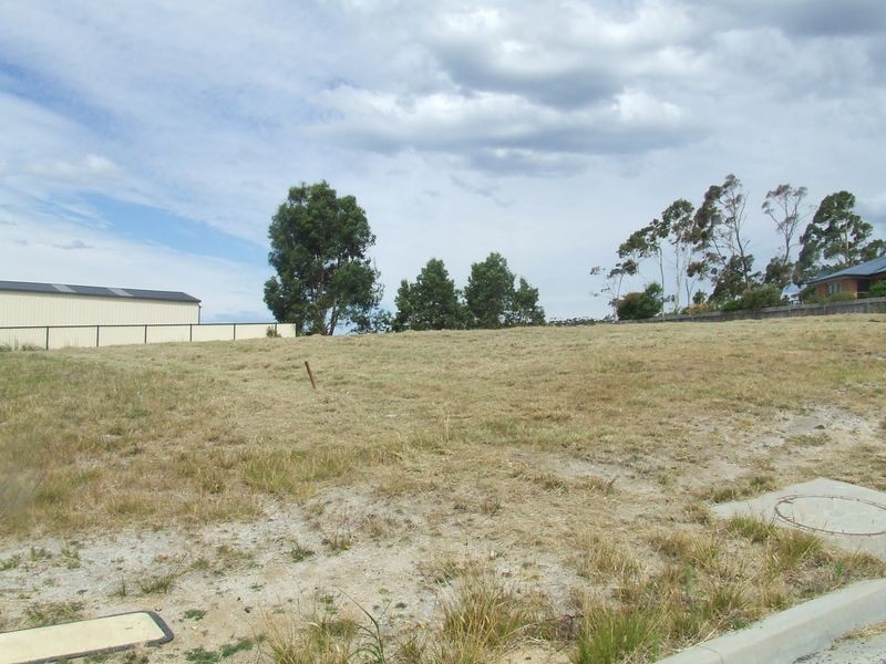 13 Cobrooga Drive, St Helens TAS 7216