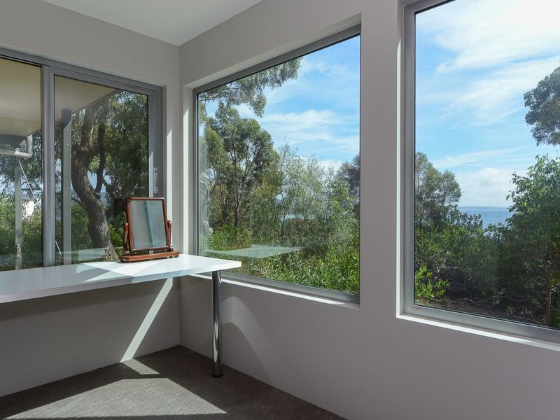 35 Highcrest Avenue, Binalong Bay TAS 7216