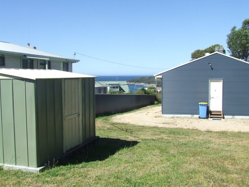 5 Andrews Court, Binalong Bay TAS 7216