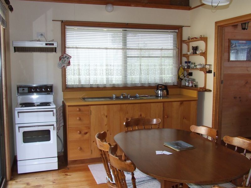 11 Aerodrome Road, Stieglitz TAS 7216