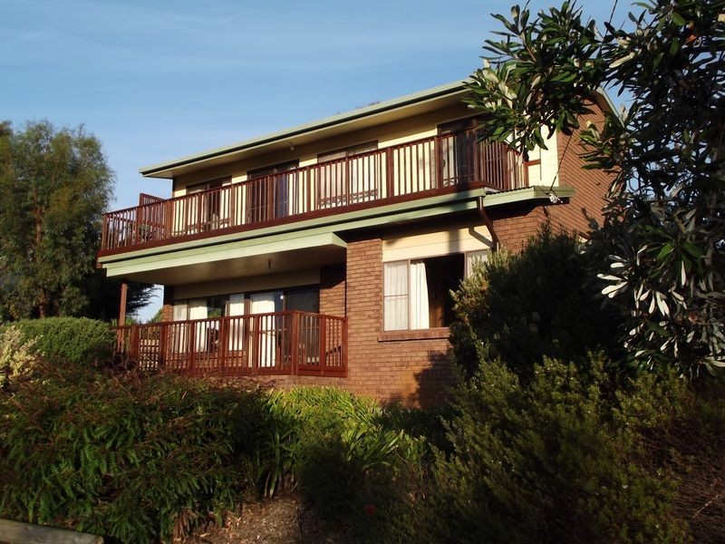 108-110 Main Road, Binalong Bay TAS 7216