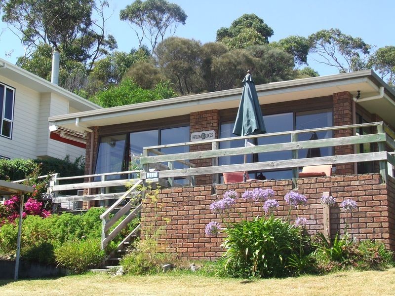 60 Main Road, Binalong Bay TAS 7216