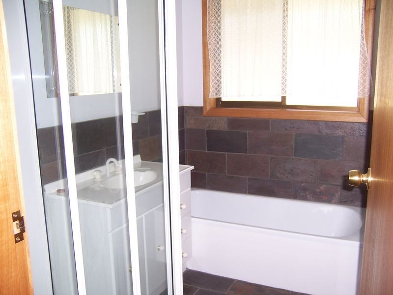 35 Coffey Drive, Binalong Bay TAS 7216