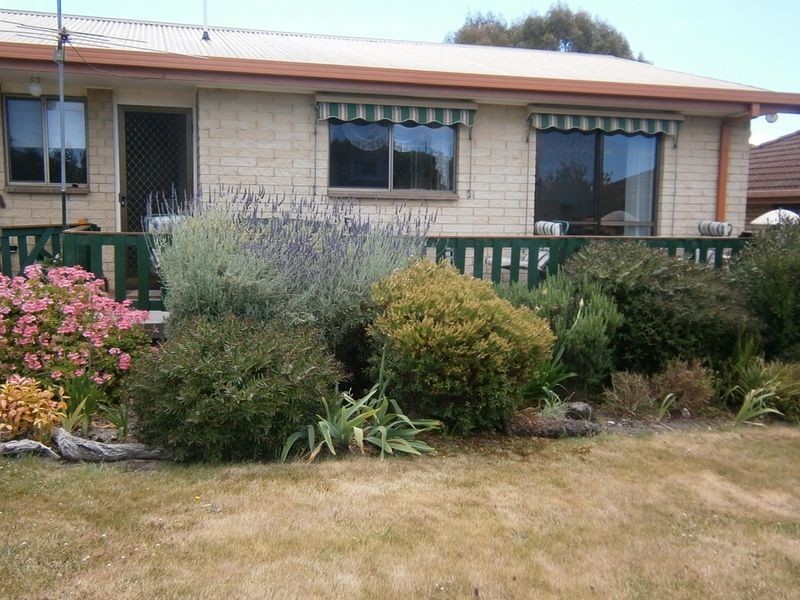 28 Erythos Grove, St Helens TAS 7216