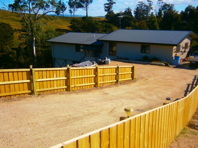 18 Susan Court, St Helens TAS 7216