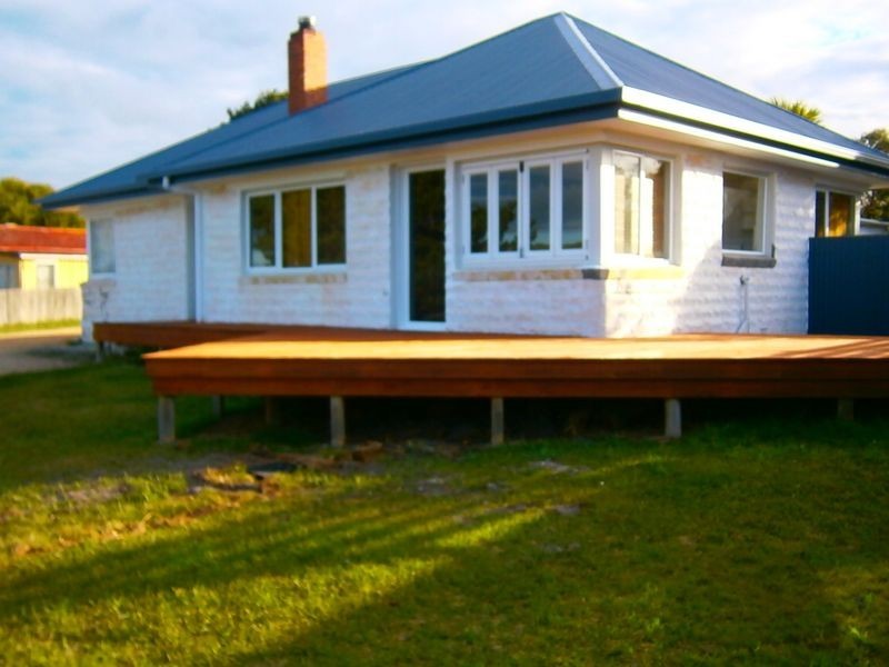 137 Tasman Highway, Beaumaris TAS 7215