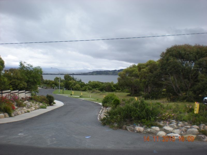2/ Fysh Place, Akaroa TAS 7216