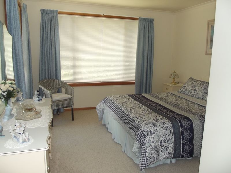 9 Falmouth Street, St Helens TAS 7216