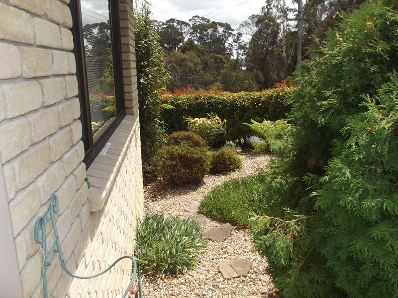 9 Falmouth Street, St Helens TAS 7216
