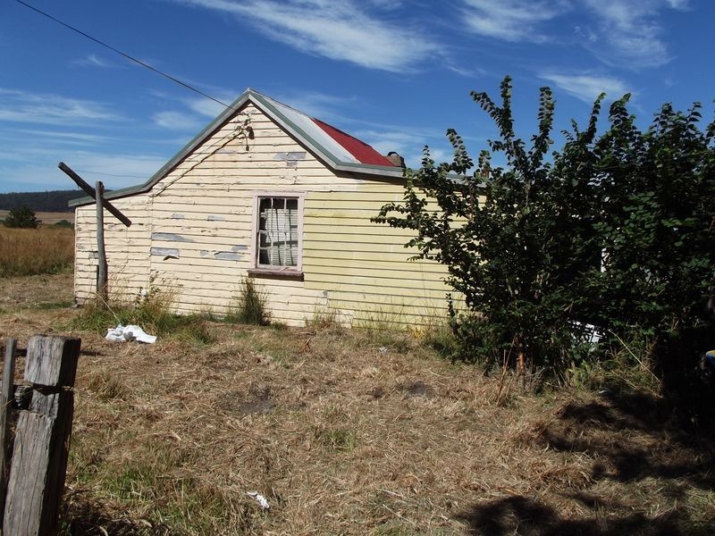 25496 Tasman Highway, St Helens TAS 7216