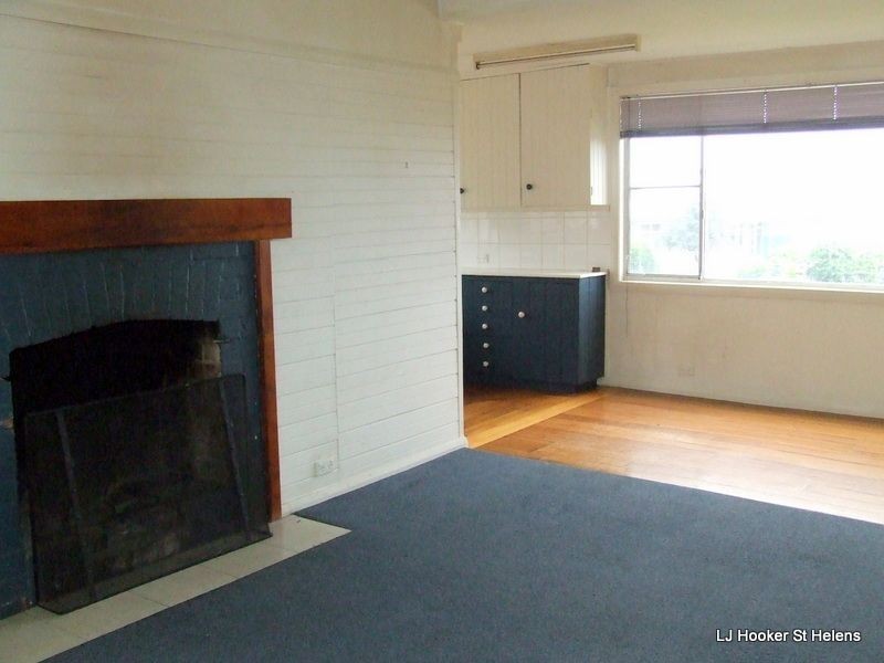 136 Scamander Avenue, Scamander TAS 7215