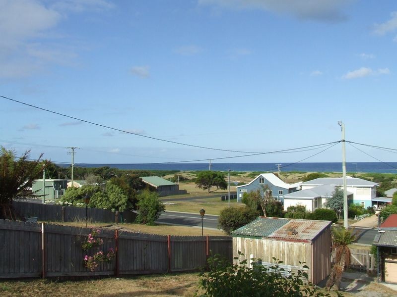 136 Scamander Avenue, Scamander TAS 7215