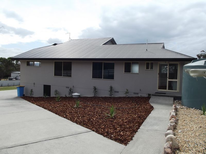 39 Coffey Court, Binalong Bay TAS 7216