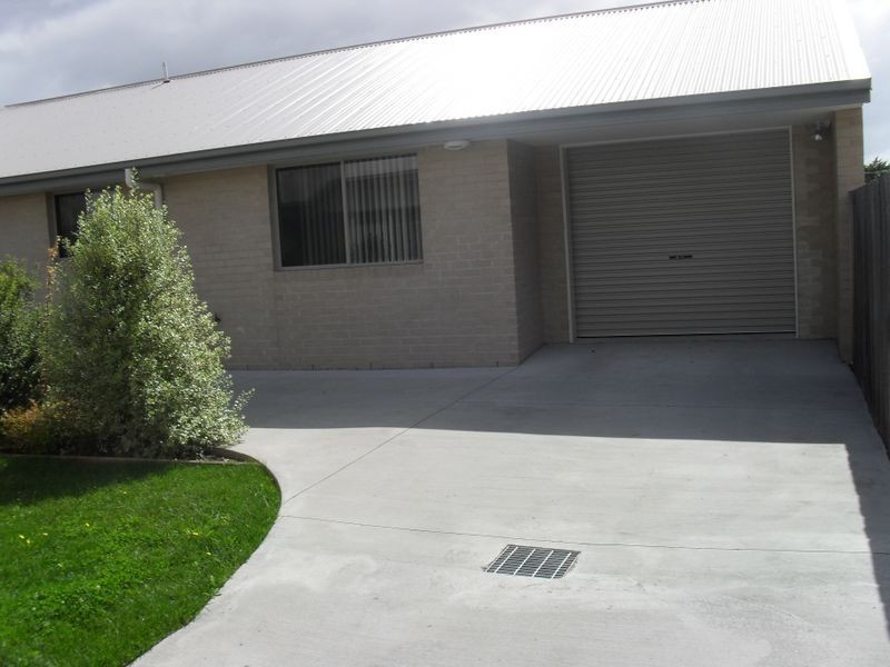 2/7 Doepel Place, St Helens TAS 7216