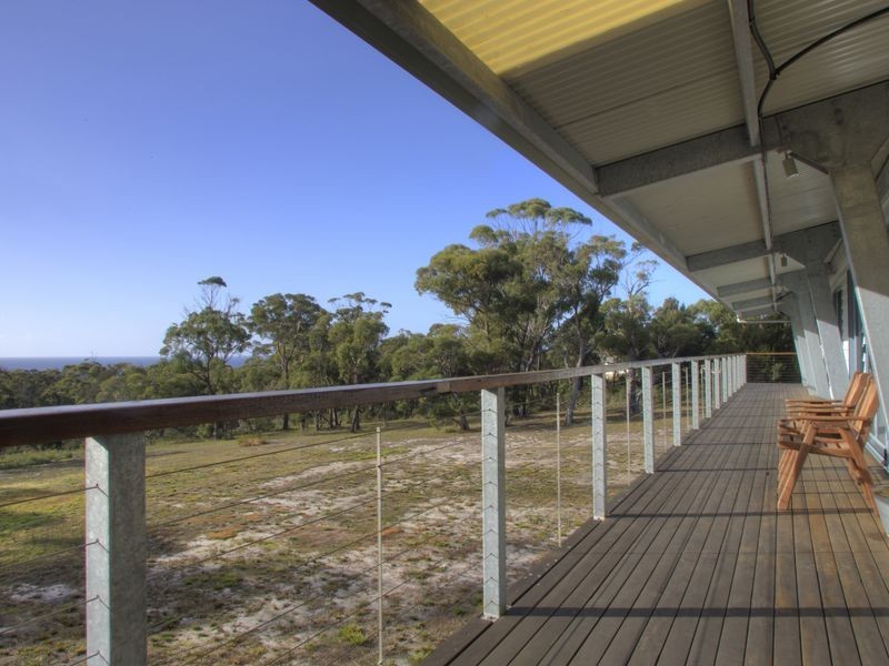 813 Reids Road, Binalong Bay TAS 7216