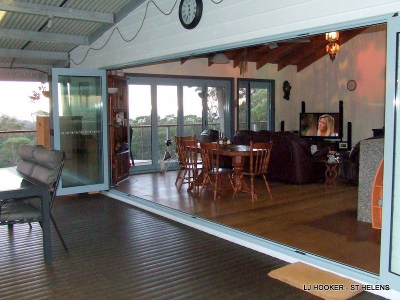 813 Reids Road, Binalong Bay TAS 7216