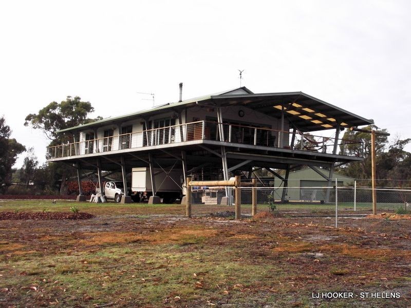 813 Reids Road, Binalong Bay TAS 7216