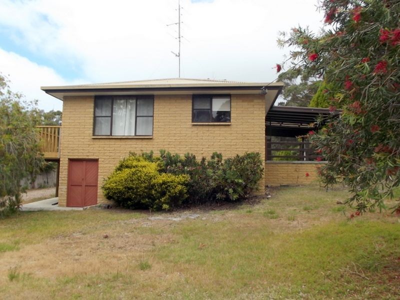170 Main Road, Binalong Bay TAS 7216