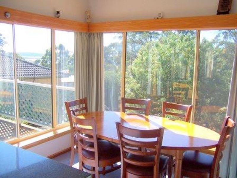 13 Lawry Heights, St Helens TAS 7216