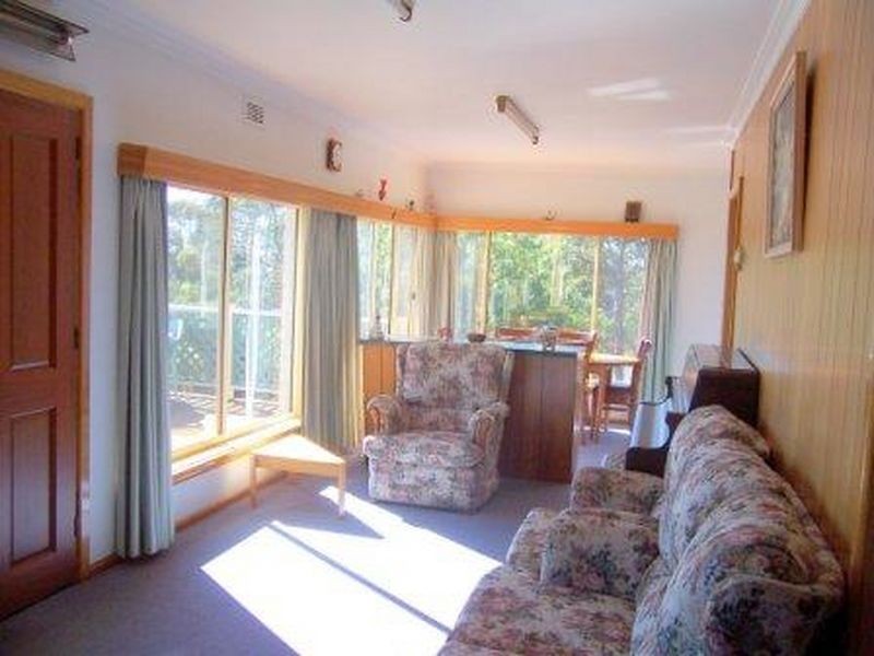 13 Lawry Heights, St Helens TAS 7216