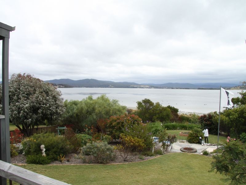 16 Kiama Parade, Akaroa TAS 7216