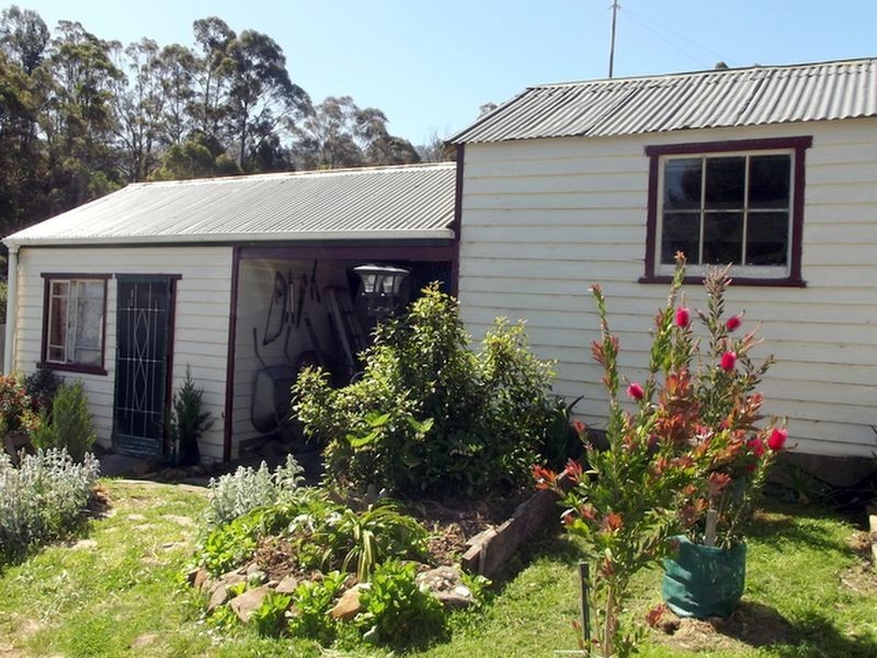 21 Lennox Street, Cornwall TAS 7215