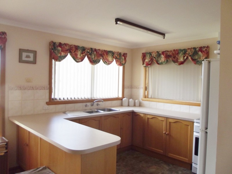 1 Lawry Heights, St Helens TAS 7216