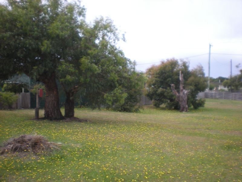 89 Tasman Highway, Beaumaris TAS 7215