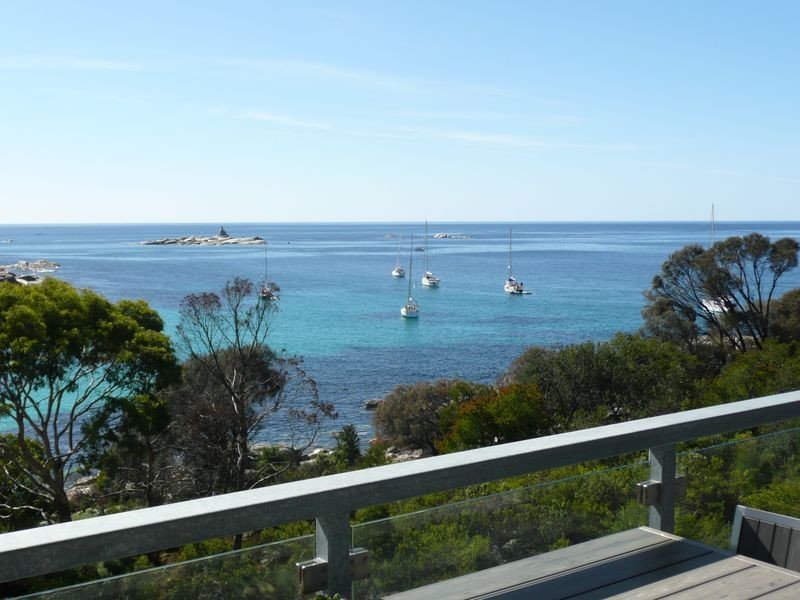 16A Seaton Cove Road, Binalong Bay TAS 7216