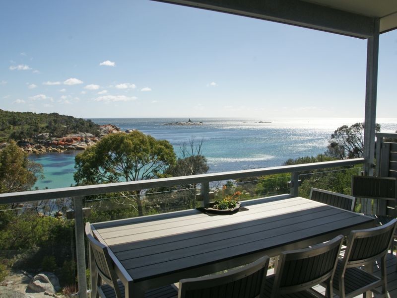 16A Seaton Cove Road, Binalong Bay TAS 7216