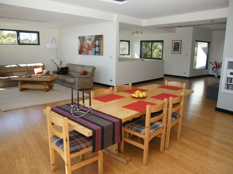 16A Seaton Cove Road, Binalong Bay TAS 7216