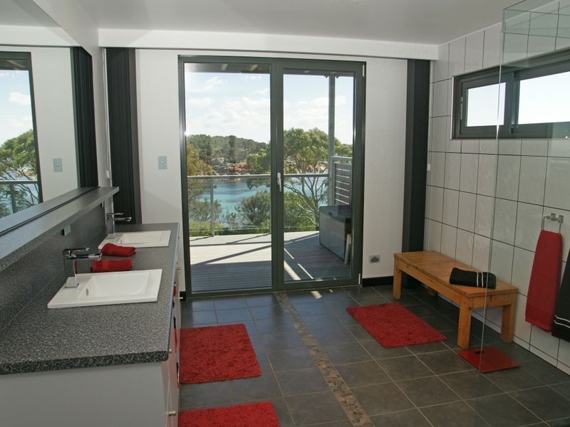 16A Seaton Cove Road, Binalong Bay TAS 7216