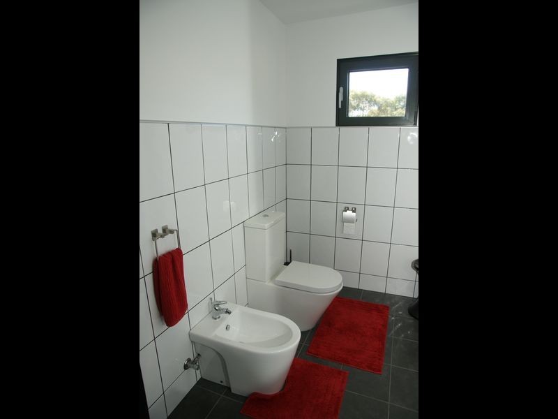 16A Seaton Cove Road, Binalong Bay TAS 7216