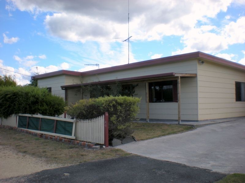 57 Hills Road, St Helens TAS 7216