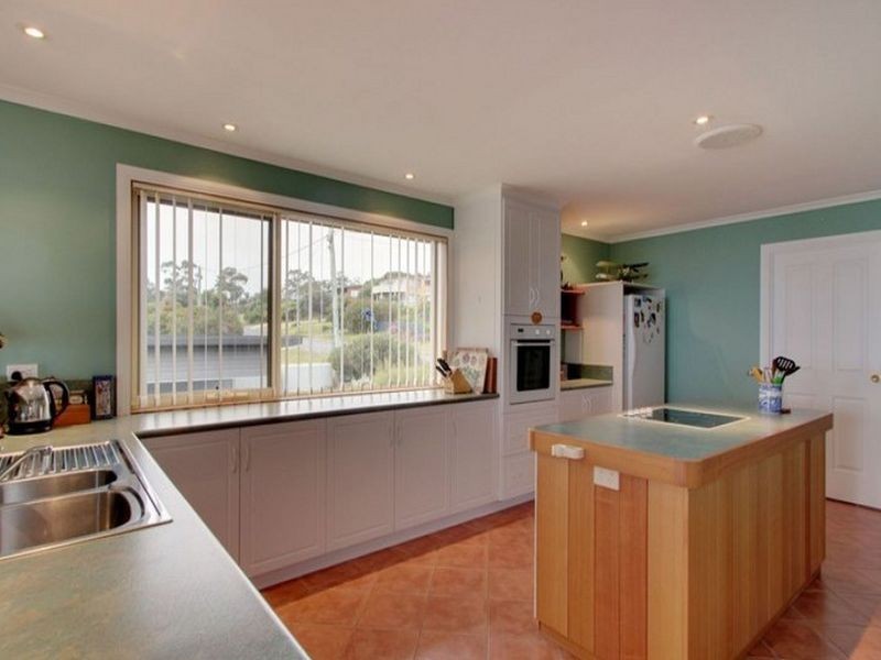 2 Coffey Drive, Binalong Bay TAS 7216